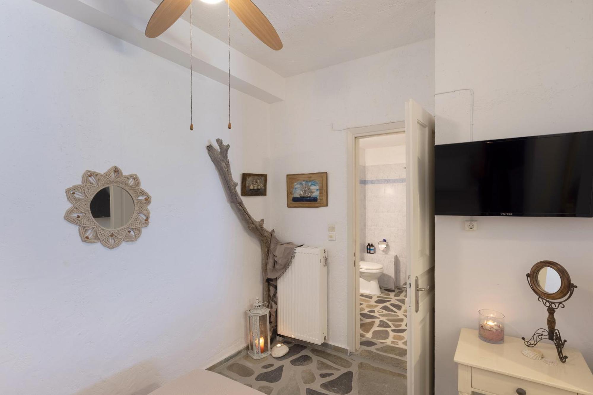 Aegean View - Seaside Apartment In Syros أزوليمنوس المظهر الخارجي الصورة