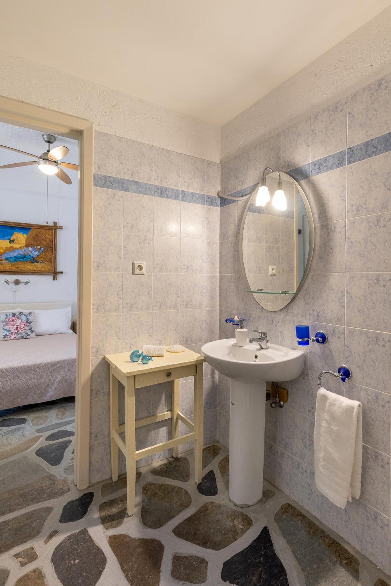 Aegean View - Seaside Apartment In Syros أزوليمنوس المظهر الخارجي الصورة